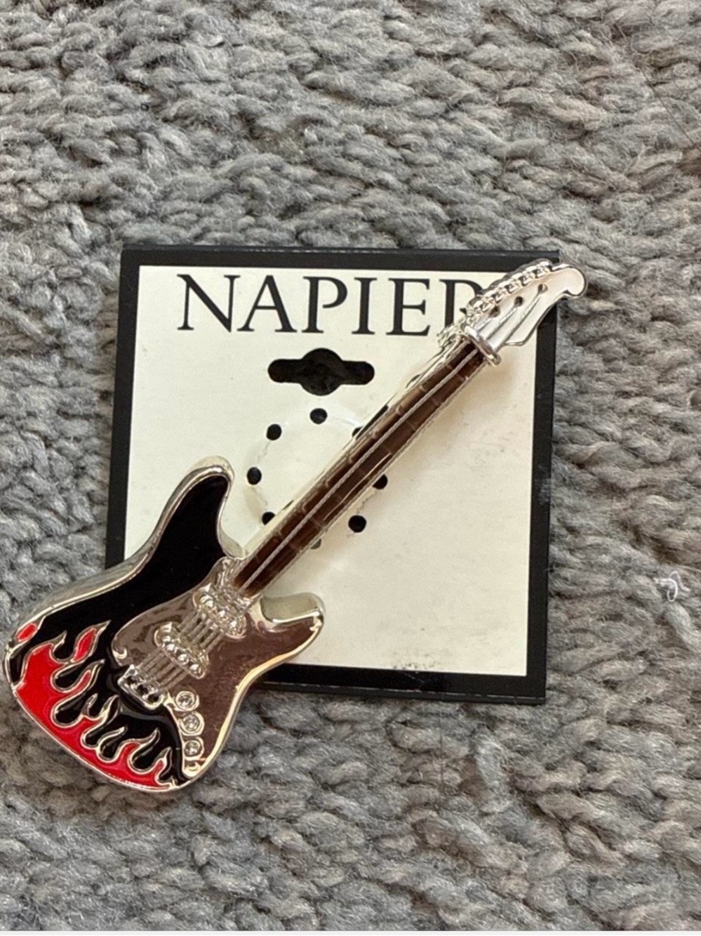 ✅Napier Silver Guitar Pin
